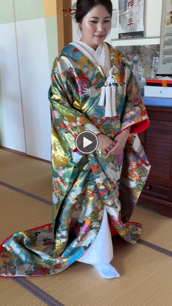 函館　レンタル衣裳 婚礼，和装ブライダル，色打ち掛け
