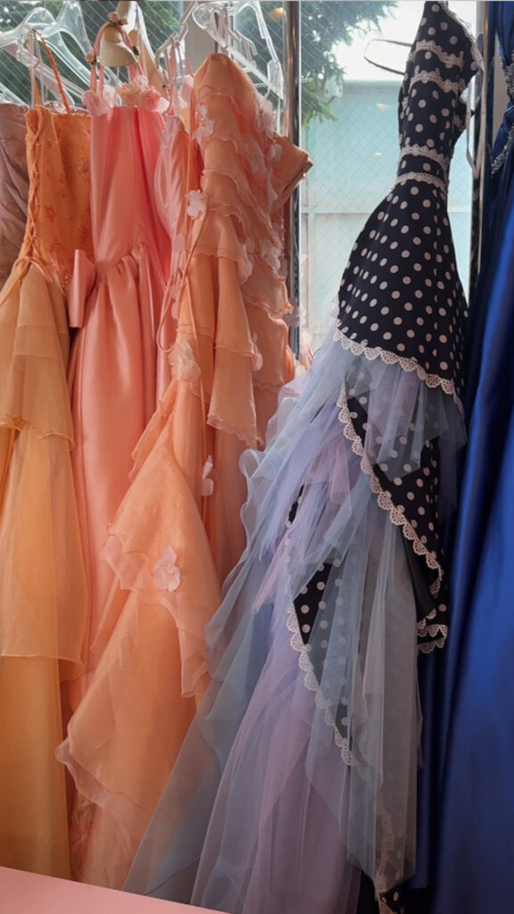 函館 レンタル衣裳 ドレス紹介